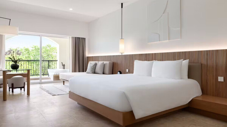 ONE-BEDROOM SUITE MANGROVE VIEW